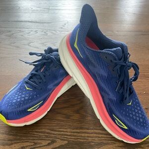 Hoka One Clifton 9 Running Shoes